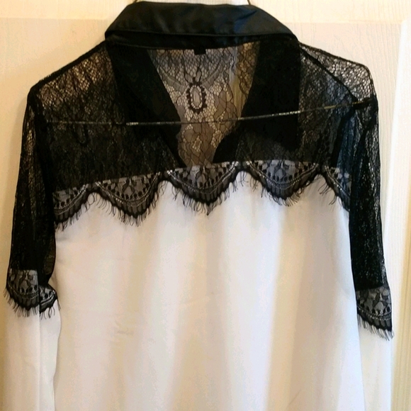 Blouse - Picture 3 of 4